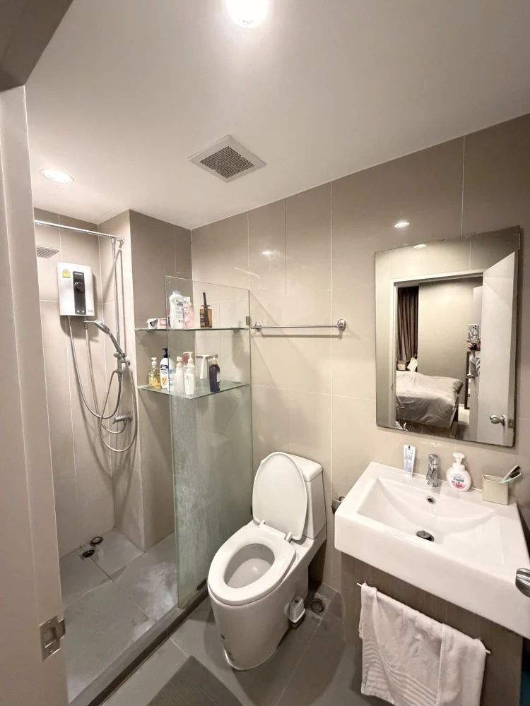 ขาย IDEO MOBI BANGSUE GRAND INTERCHANGE ห้องอยู่ชั้นสูงมากๆ (ชั้น 20) ตกแต่งเฟอร์นิเจอร์ครบ รีบจองให้ไว