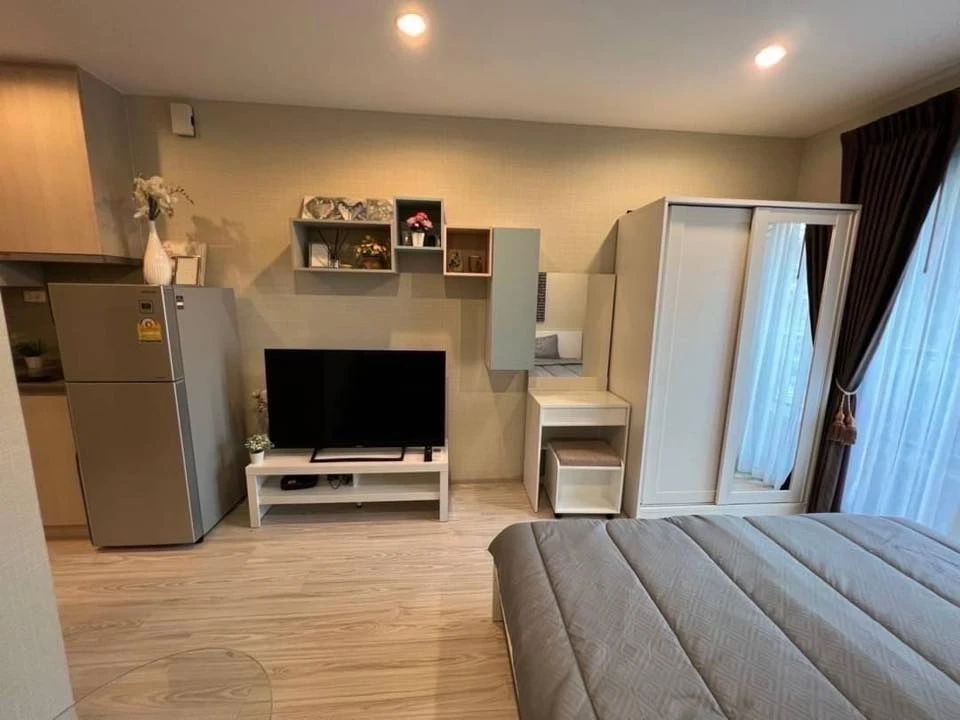 ขาย Ideo Mobi Sukhumvit Eastgate ห้องน่าอยู่ ชั้น 5 ตกแต่งคุมโทน มาพร้อมเฟอร์นิเจอร์ครบครัน จองเลย