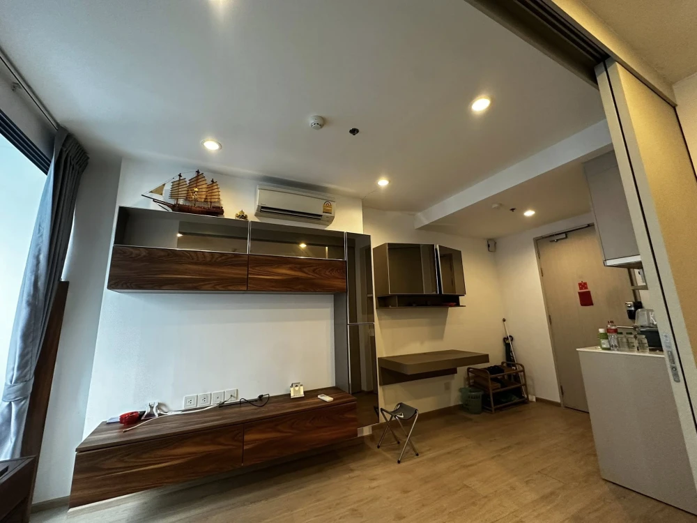 ขาย Ideo Q Chula–Samyan 1 ห้องนอน 1 ห้องน้ำ ชั้น 10 ทำเลดี ตกแต่งคุมโทน ดีแบบนี้รีบจองเลยจ้า