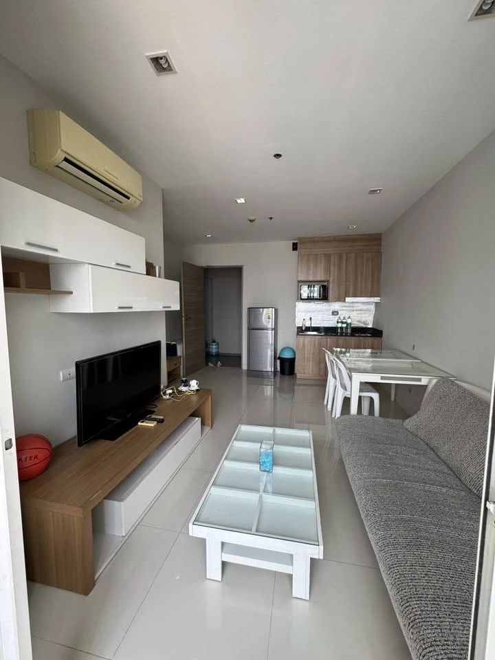 ขาย IDEO Verve ราชปรารภ ห้อง 2 ห้องนอน 1 ห้องน้ำ อยู่ชั้นสูงมากๆ พื้นที่กว้างขวาง ไม่ควรพลาด