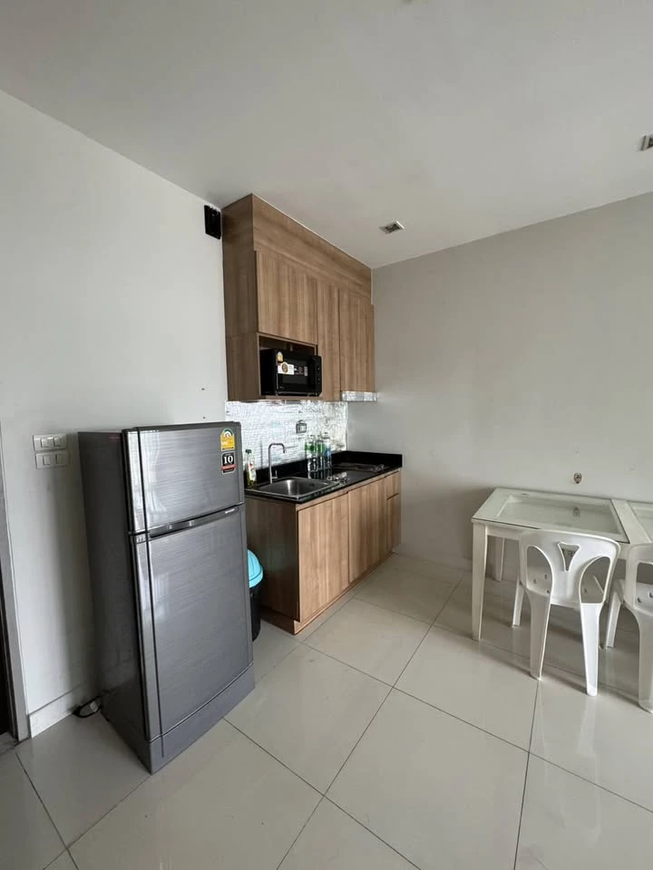 ขาย IDEO Verve ราชปรารภ ห้อง 2 ห้องนอน 1 ห้องน้ำ อยู่ชั้นสูงมากๆ พื้นที่กว้างขวาง ไม่ควรพลาด