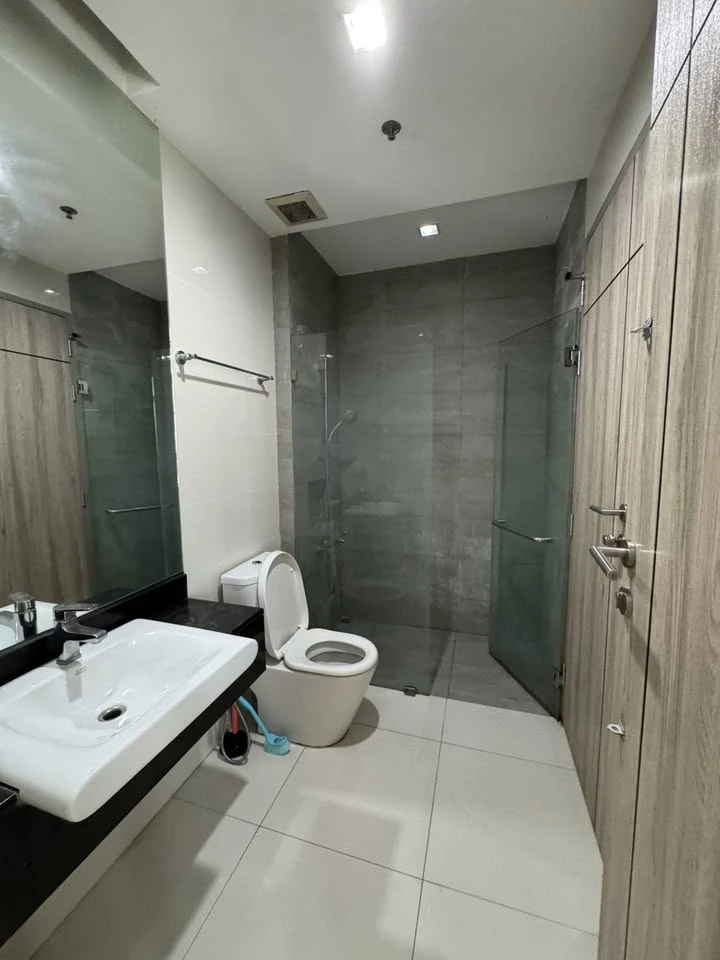 ขาย IDEO Verve ราชปรารภ ห้อง 2 ห้องนอน 1 ห้องน้ำ อยู่ชั้นสูงมากๆ พื้นที่กว้างขวาง ไม่ควรพลาด