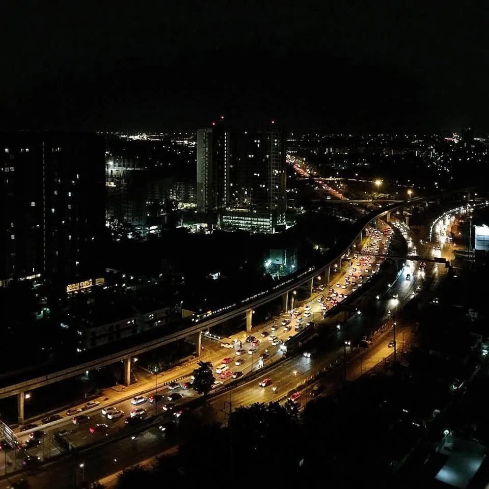 ขาย Ideo wutthakat ห้องอยู่ชั้นสูงมากๆ แบบ 2 ห้องนอน ตกแต่งครบครัน (พร้อมเข้าอยู่)