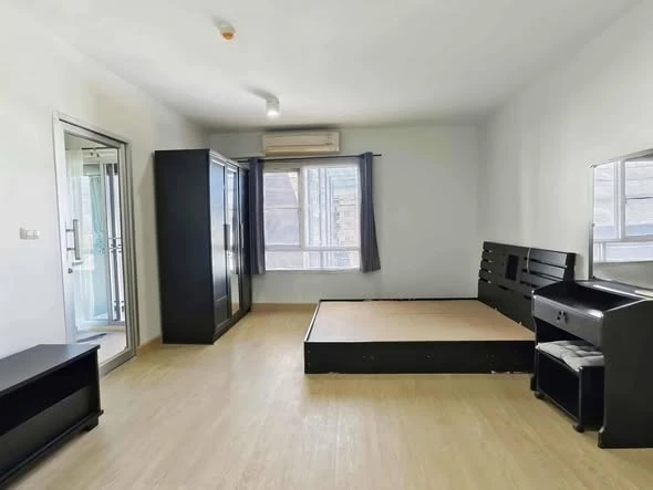 ขาย Iris Avenue Onnuch – Wongwan ห้องน่าอยู่ ชั้นไม่สูง มีเฟอร์ให้ ใกล้สนามบิน จองเลยก่อนพลาด!!!