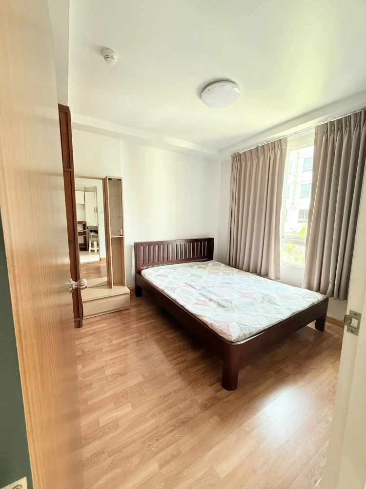 For sale: Ivy Ratchada, 1 bedroom, 1 bathroom, great location, fully furnished and equipped. Don't miss out!