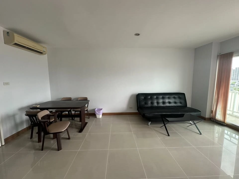 ขาย Ivy River Ratburana 1 ห้องนอน 1 ห้องน้ำ พื้นที่ใช้สอยเยอะ ทำเลดี เดินทางสะดวก จองเลย