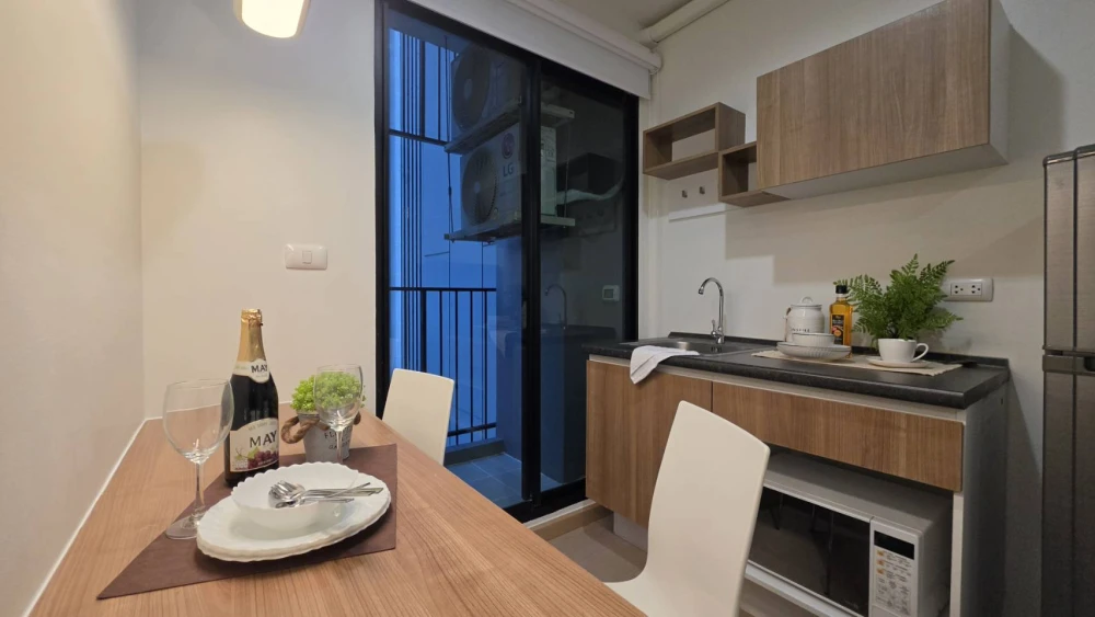 ขาย J Condo Sathorn-Kallaprapruk ห้องแต่งสวยคุมโทน มาพร้อมสิ่งอำนวยความสะดวกครบครัน จองเลย