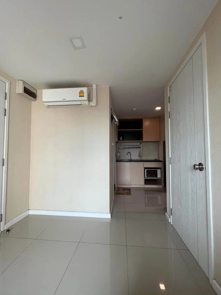 ขาย JW Condo @ Donmuang ห้องมุม ไม่ติดกับใคร ไม่เสียงดัง พร้อมตกแต่งครบครัน จองเลย