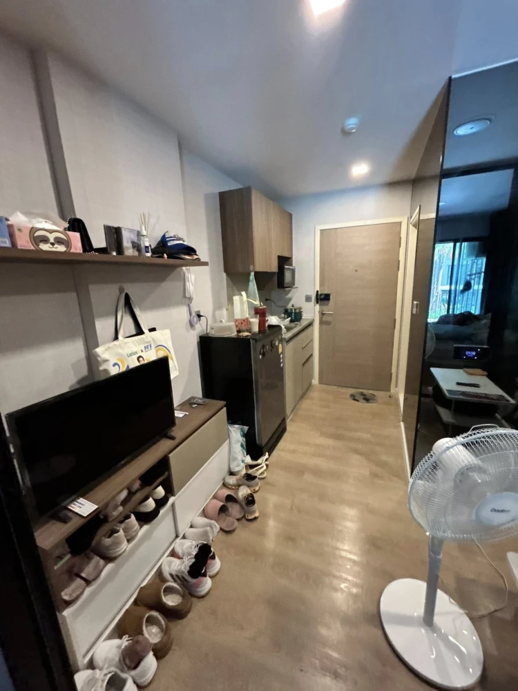 ขาย Kave Town Shift ห้องน่าอยู่ บิ้วอินเฟอร์อย่างดี สิ่งอำนวยความสะดวกครบครัน วิวสระว่ายน้ำ จองเลย