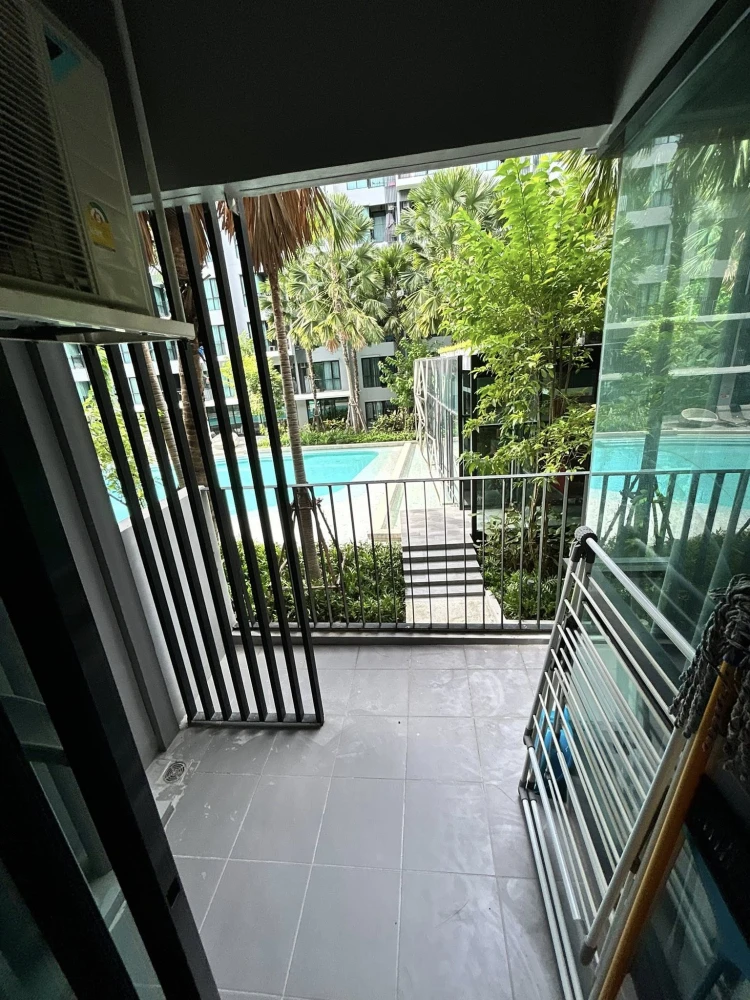 ขาย Kave Town Shift ห้องน่าอยู่ บิ้วอินเฟอร์อย่างดี สิ่งอำนวยความสะดวกครบครัน วิวสระว่ายน้ำ จองเลย