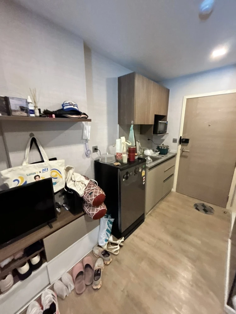 ขาย Kave Town Shift ห้องน่าอยู่ บิ้วอินเฟอร์อย่างดี สิ่งอำนวยความสะดวกครบครัน วิวสระว่ายน้ำ จองเลย