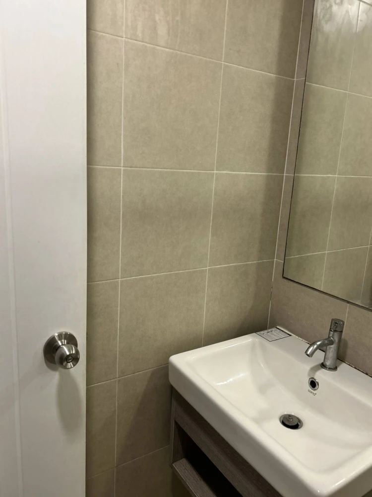 ขาย Kave Town Shift ห้องน่าอยู่ บิ้วอินเฟอร์อย่างดี สิ่งอำนวยความสะดวกครบครัน วิวสระว่ายน้ำ จองเลย