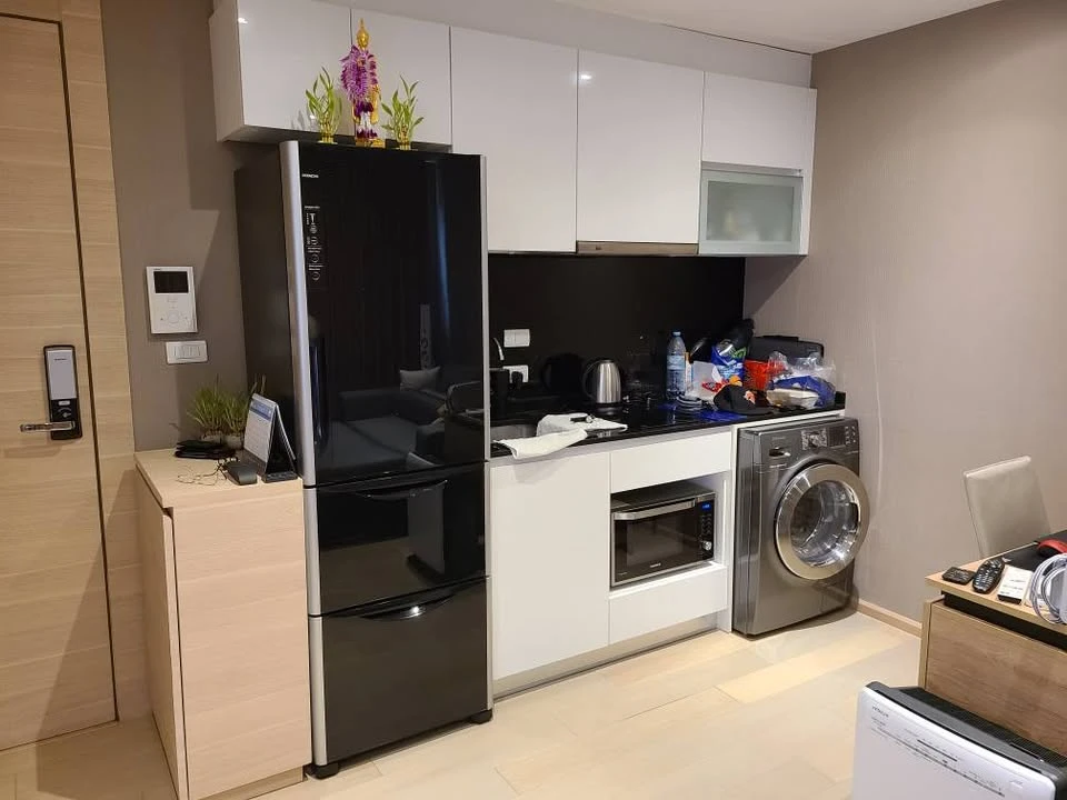 ขาย KLASS สีลม สภาพดี พร้อมอยู่ ห้องมุม วัสดุ อิฐแดง พื้นไม่ทรุด จองด่วนก่อนหลุดมือ