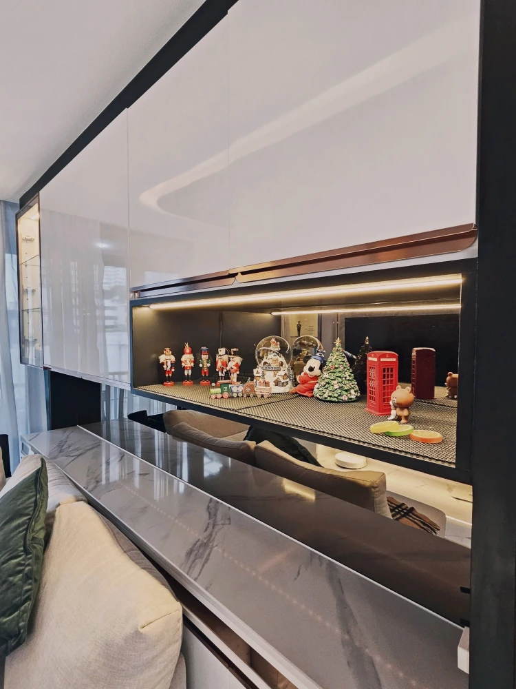 ขาย Klass Condo สีลม ห้องพร้อมอยู่ ทำเลดีที่สุดคุ้มสุดในสีลม Fully Furnished ตกแต่งเริ่ดๆ ห้ามพลาด