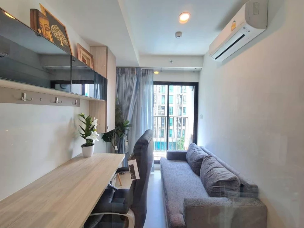 ขาย Knightsbridge Phaholyothin-Interchange ห้องกว้างขวางน่าอยู่ เฟอร์ + เครื่องใช้ไฟฟ้าพร้อม จองเลย