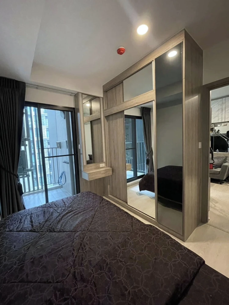 ขาย Knightsbridge Phaholyothin-Interchange ห้องแต่งสวย บิวท์อินเฟอร์นิเจอร์อย่างดี วิวสระ จองเลย