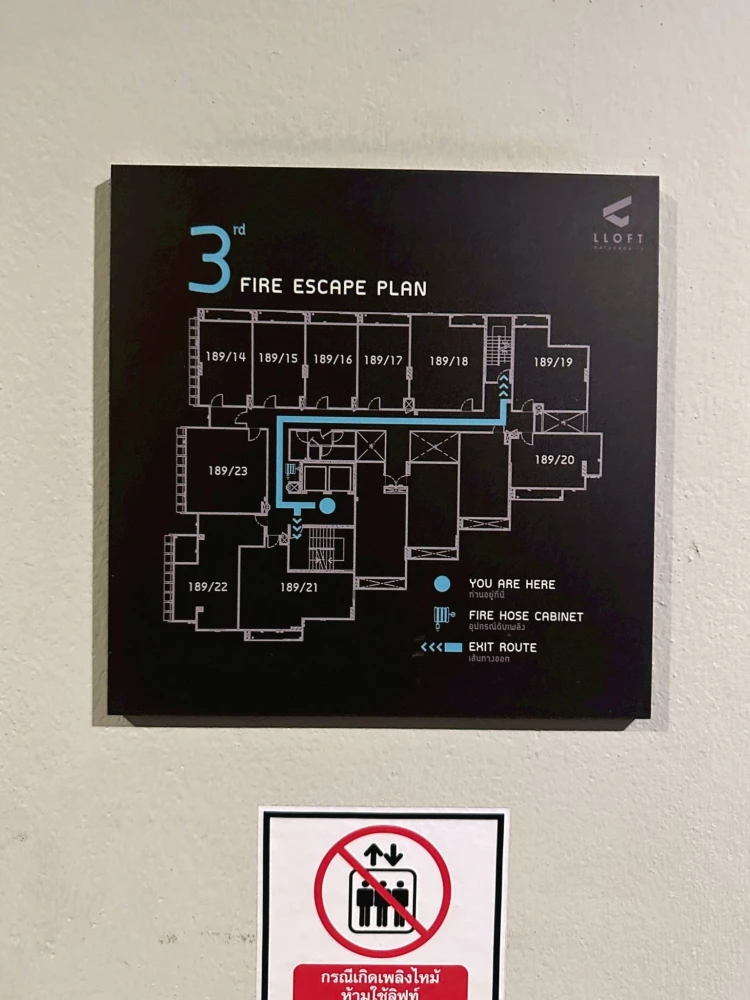 ขาย L Loft Ratchada 19 ฝ้าเพดานสูงโปร่งกว่า 5 เมตร ตกแต่งพร้อมอยู่ ด้วยเฟอร์นิเจอร์ built-in โครงไม้จริง รีบจองเลย