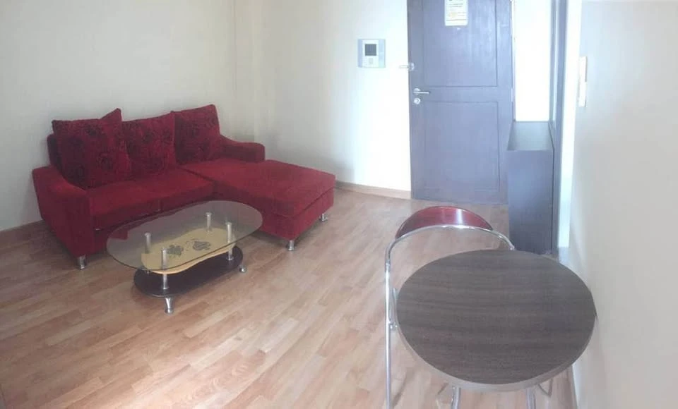 ขาย  Ladda Condoview ห้องชั้นสูง วิวสวย จองเลย เฟอร์พร้อม