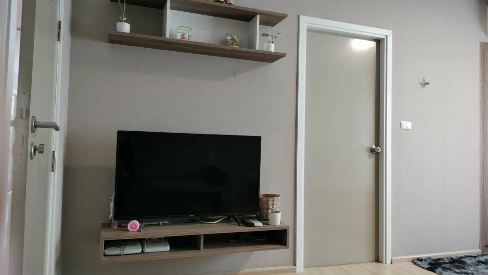 ขาย Lesto Sukhumvit 113 ห้องพร้อมอยู่ เฟอร์พร้อม จองเลย