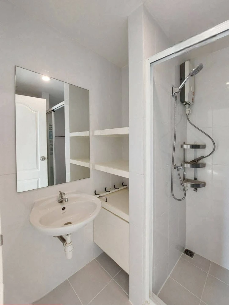 ขาย Lib Ramkhamhaeng 43/1 ห้องมุมคนไม่พลุกลพ่าน แต่งสวยคุมโทน ในทำเลสุดปัง จองเลย