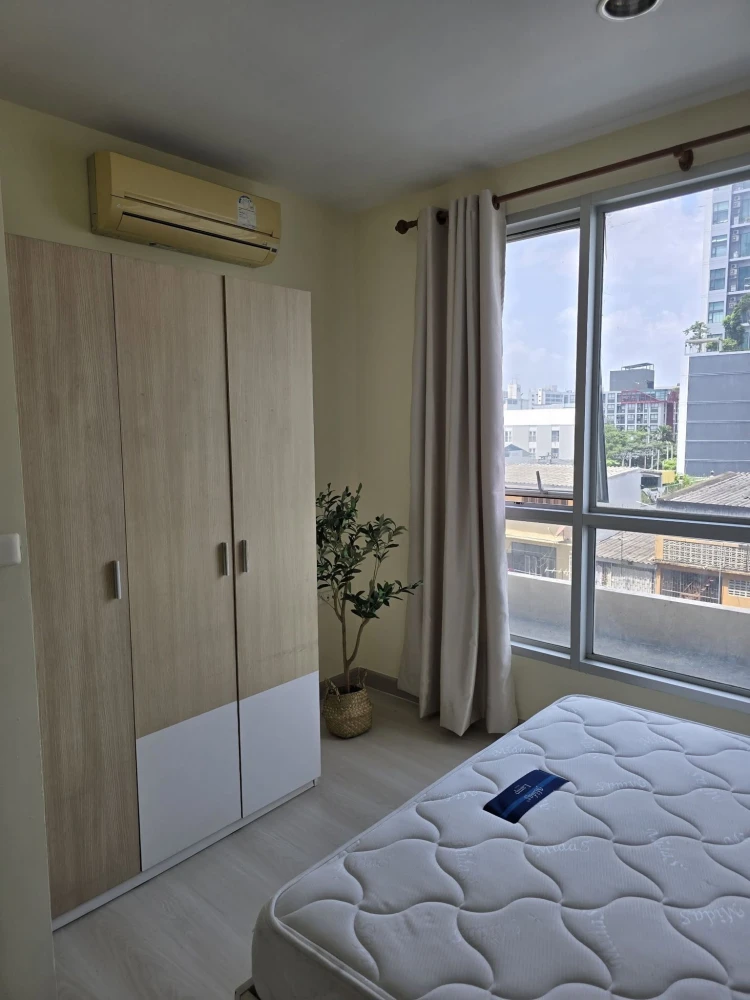 ขาย Life @ Phahon-Ari Single Corridor ไม่มีห้องตรงข้าม ให้ความเป็นส่วนตัวสูง วิวทิศเหนือโล่ง ไม่มีอาคารบัง ระเบียงไม่โดนแดดตลอดวัน และอยู่ใกล้ลิฟต์