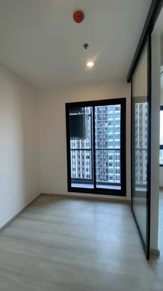 ขาย Life Asoke 1 ห้องนอน ชั้น 24 ในทำเลดี เดินทางสะดวก รีบจองเลยตอนนี้