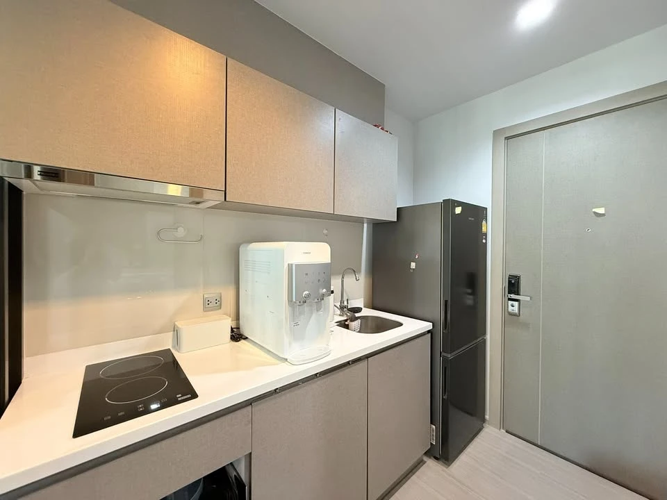 ขาย Life Asoke-Rama 9 ห้องเดิมจากโครงการเกือบ 100% ไม่มี Built-in สามารถตกแต่งใหม่ได้ตามสไตล์ที่ต้องการ