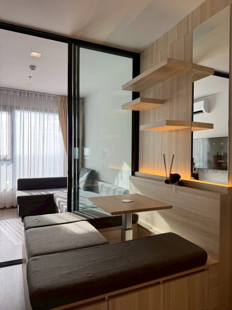 Selling Life Ladprao Valley, 41st floor. A lovely, fully furnished unit. Interested in owning one? Book now!