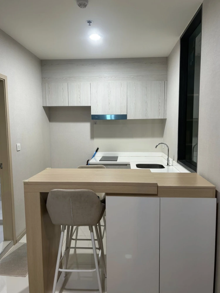 ขาย Life Pinklao condo  ห้องกว้างพร้อมอยู่ หิ้วกระเป๋ามาได้เลย รีบจองเลยก่อนพลาด