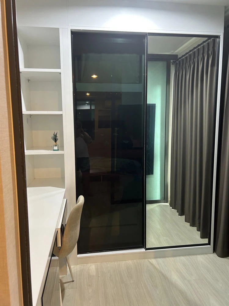ขาย Life Pinklao condo  ห้องกว้างพร้อมอยู่ หิ้วกระเป๋ามาได้เลย รีบจองเลยก่อนพลาด