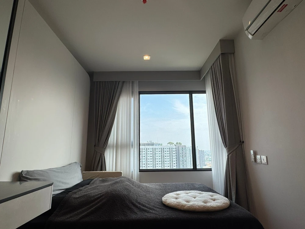 ขาย Life Sathorn-Sierra 1 ห้องนอน 1 ห้องน้ำ บิ้วอินเฟอร์นิเจอร์อย่างดี สิ่งอำนวยความสะดวกครบครัน จองด่วน