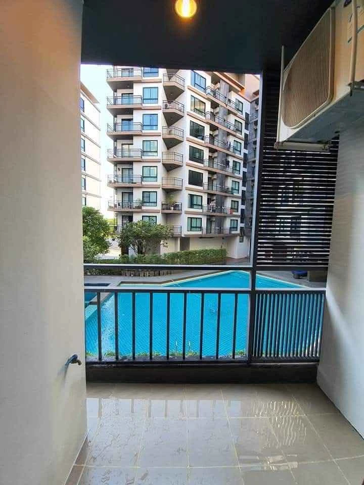 ขาย Living Avenue Bangsaen ห้องชั้น 2 วิวสระว่ายน้ำ ในทำเลดี เดินทางสะดวก จองเลย