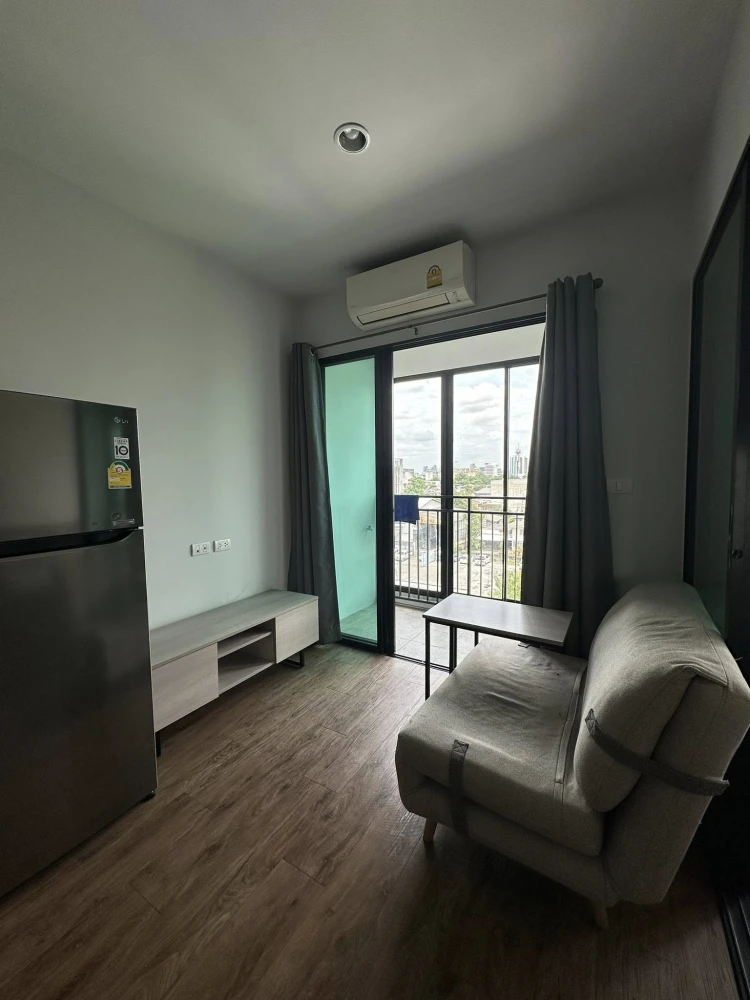 ขาย Living Nest Ladprao 44 1 ห้องนอน 1 ห้องน้ำ มาพร้อมเฟอร์ครบครัน เห็นวิวสระว่ายน้ำ ห้ามพลาด