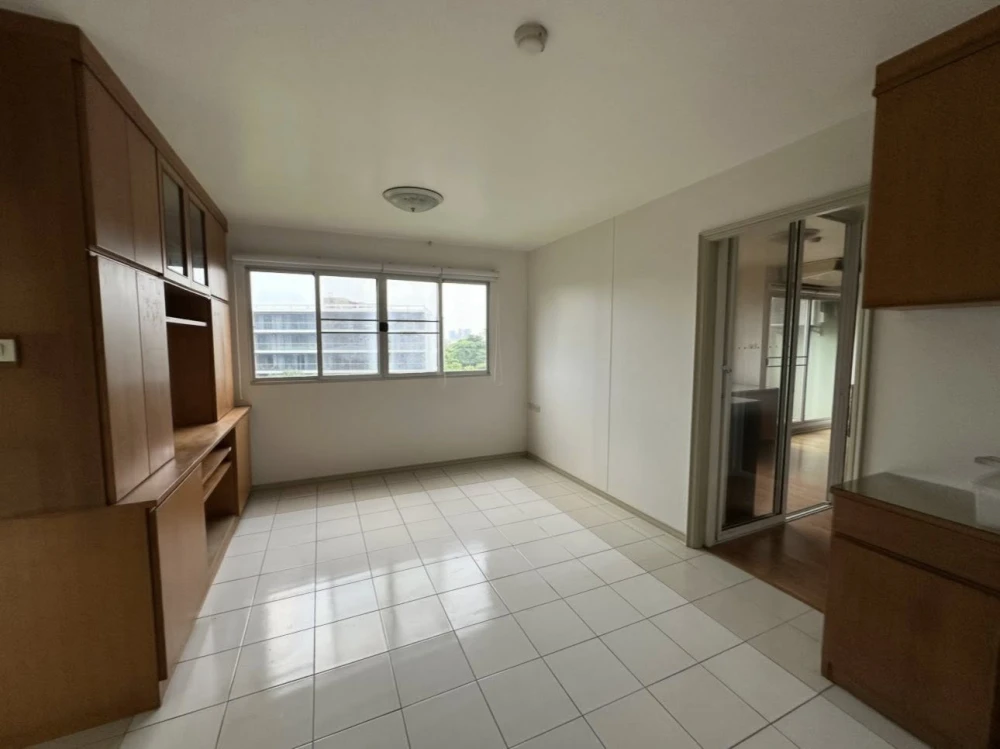 ขาย Lumpini Center Sukhumvit 77 ชั้น 7 ห้องกว้าง โปร่ง โล่ง อยู่สบาย จองเลย ด่วนๆ
