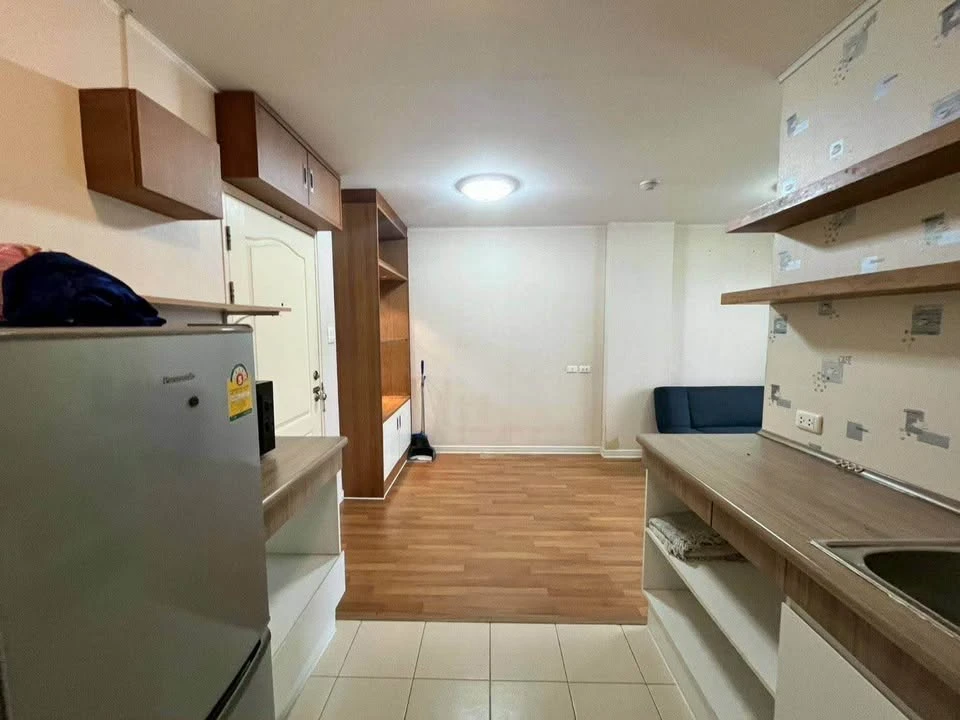 ขาย Lumpini Condo Town Bangkgae ห้องน่าอยู่ ชั้น 8 มาพร้อมสิ่งอำนวยความสะดวกครบครัน จองเลย