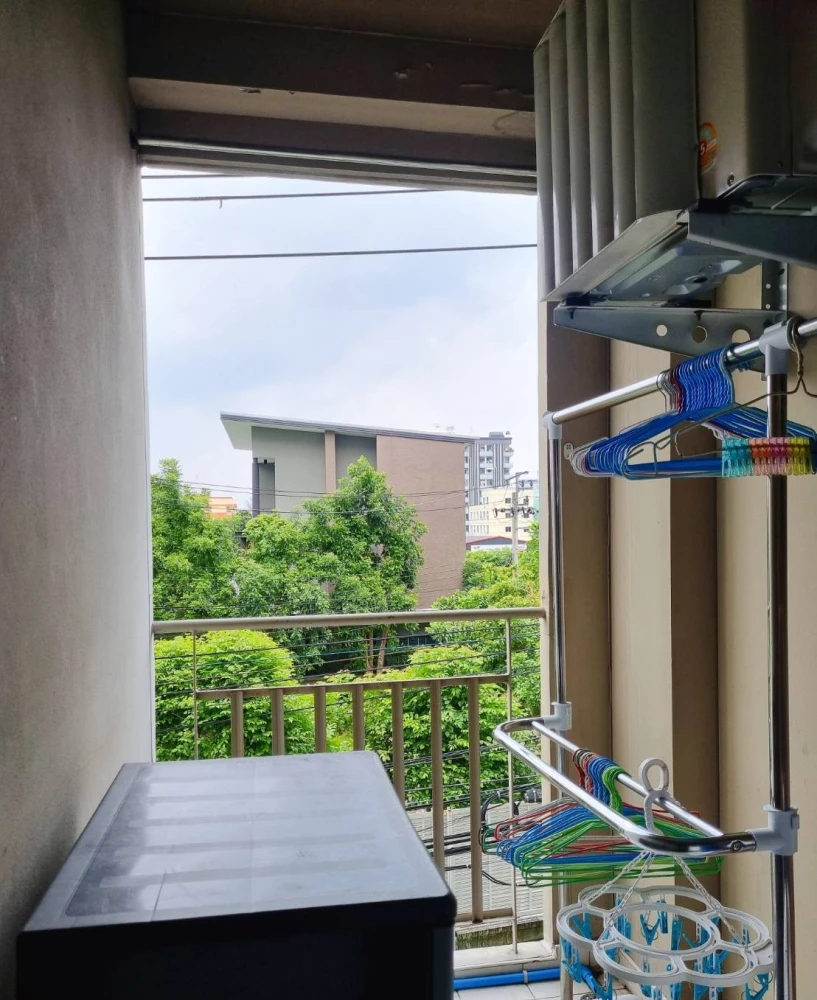 ขาย  Lumpini Condotown Bodindecha-Ramkhamhaeng ห้องพร้อมเข้าอยู่ เฟอร์พร้อม ชั้นไม่สูง จองเลย