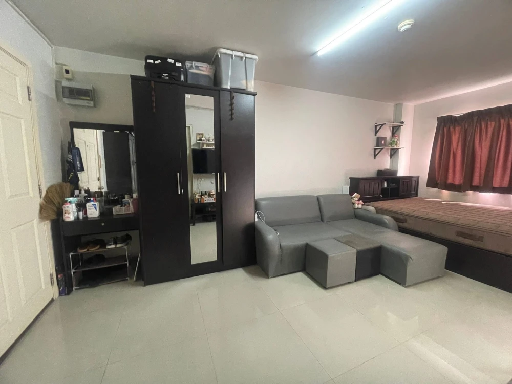 ขาย Lumpini Condotown Bodindecha-Ramkhamhaeng ห้องมุมให้ความเป็นส่วนตัว ทำเลดี เดินทางสะดวก จองเลย