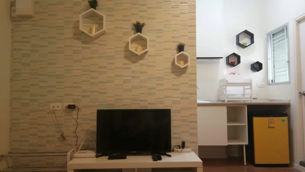 ขาย Lumpini Condotown Chonburi - Sukhumvit ห้องน่าอยู่ ติดวอลเปเปอร์อย่างดี เฟอร์ครบ จองด่วน