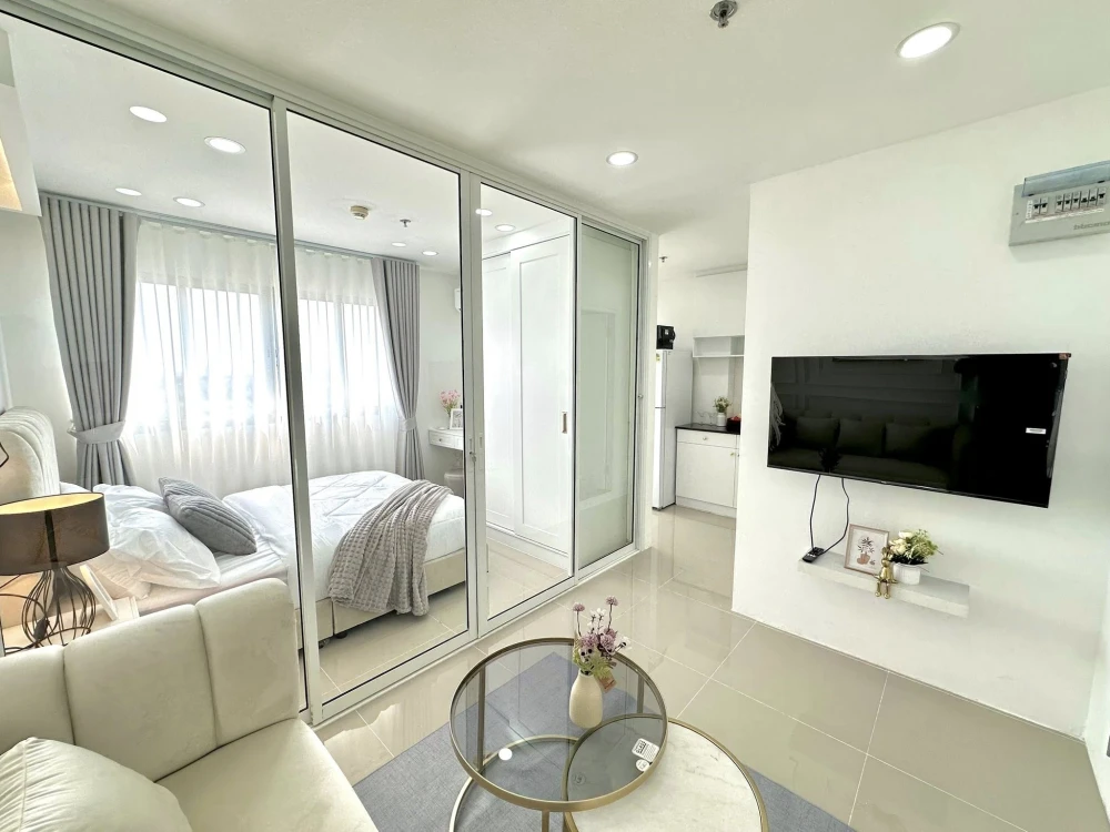 ขาย Lumpini Condotown North Pattaya Sukhumvit ห้องน่าอยู่ เฟอร์ครบ + เครื่องใช้ไฟฟ้าพร้อม จองเลย