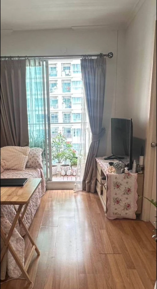 ขาย Lumpini Park Riverside - Rama 3 1 ห้องนอน 1 ห้องน้ำ เฟอร์นิเจอร์บิวท์อินอย่างดี รีบจองเลยตอนนี้