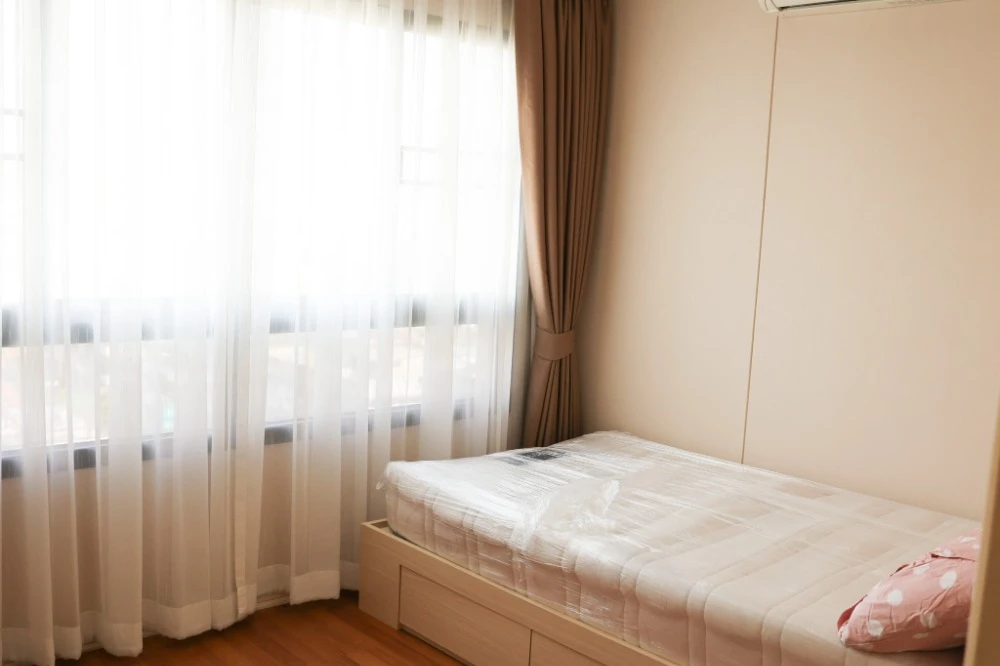 ขาย Lumpini Place Phahol-Sapankhwai 2 ห้องนอน ห้องมุม แต่งครบ รีบจองเลย