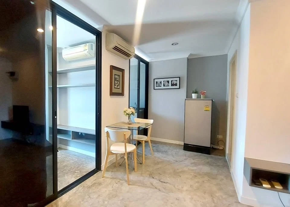 ขาย Lumpini Place Rama 9–Ratchada ห้องน่าอยู่ ชั้น 17 พื้นที่ใช้สอยเยอะ วิวโล่ง ไม่บล็อค จองเลย