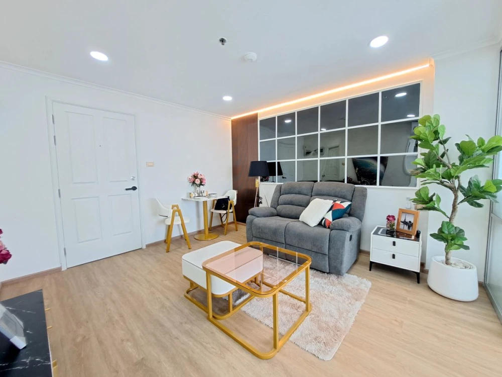 ขาย Lumpini Place Rama VIII วิวไม่บล๊อควิว เห็นสระว่ายน้ำ ห้องสวย น่าอยู่ สนใจรีบจองเลย