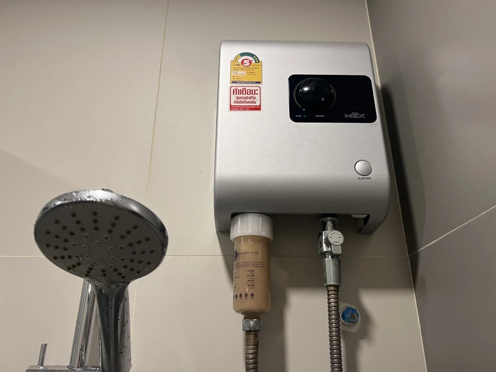 ขาย Lumpini Place Taopoon Interchange  ชั้น 19 วิวสระว่ายน้ำ มาพร้อมราคาสุดพิเศษ มาเป็นเจ้าของเลย อย่าพลาด