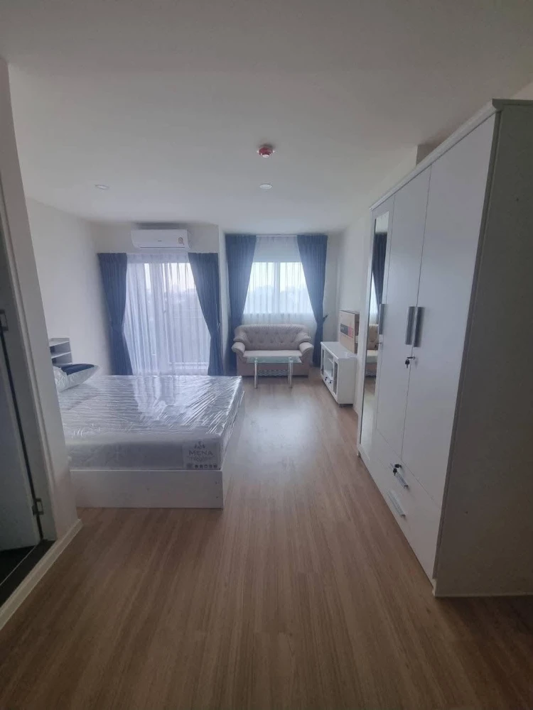 ขาย Lumpini Ville Chaengwattana 10 ห้องชั้น 7 มาพร้อมเฟอร์นิเจอร์ครบครัน รีบจองเลยตอนนี้