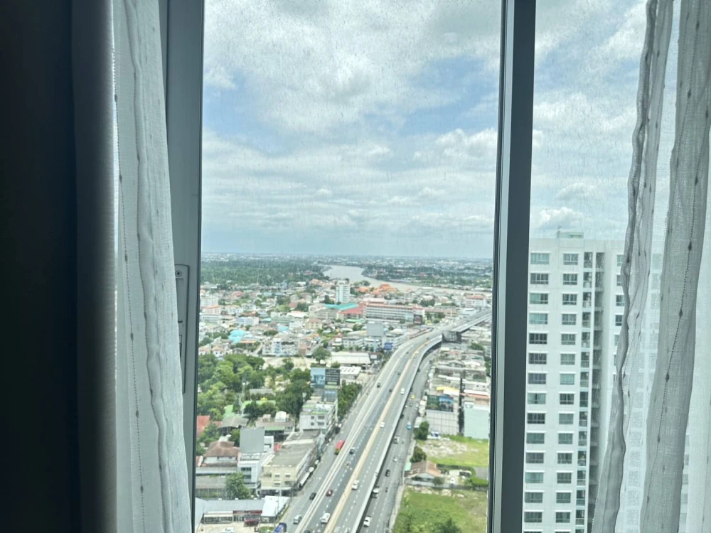 ขาย Lumpini Ville Chaengwatthana Pakkret ห้องมุมให้ความเป็นส่วนตัว มาพร้อมเฟอร์ครบครัน ดีแบบนี้จองเลย
