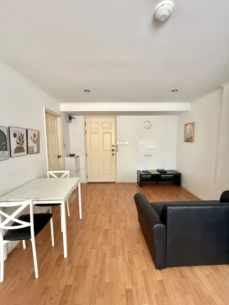 ขาย Lumpini Ville Cultural Center ห้องชั้น 7 ทำเลดี เดินทางสะดวก เฟอร์นิเจอร์ครบครัน ห้ามพลาด