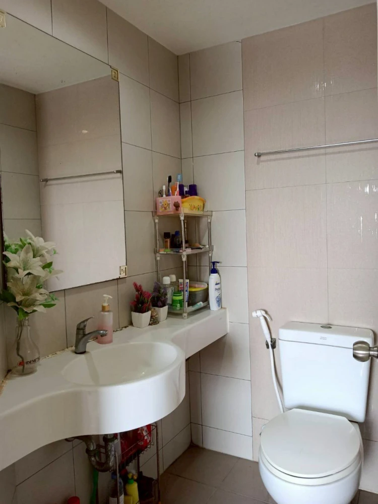 ขาย Lumpini Ville Latphrao-Chokchai 4 1 ห้องนอน 1 ห้องน้ำ มาพร้อมเฟอร์นิเจอร์ครบครัน ห้ามพลาด