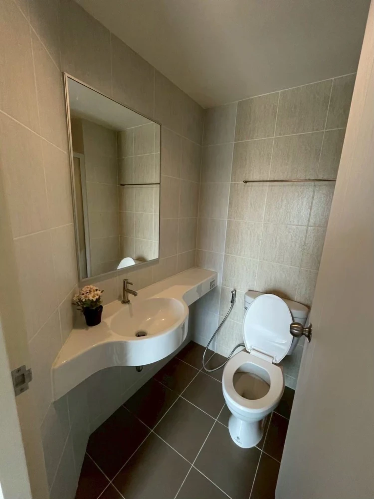 ขาย Lumpini Ville Nakhon In Riverview ห้องมุมคนไม่พลุกพล่าน วิวเมืองสวย เฟอร์ครบ จองด่วน