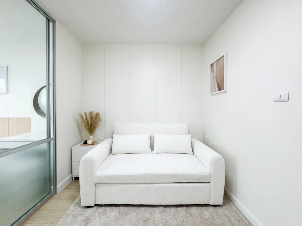 ขาย Lumpini Ville Onnut - Ladkrabang 2 1 ห้องนอน 1 ห้องน้ำ ตกแต่งคุมโทน เฟอร์ครบ จองเลย